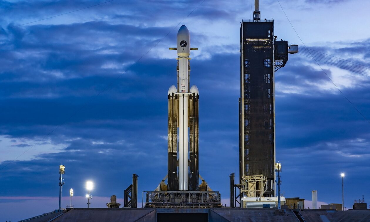 SpaceX: Αναβλήθηκε λόγω καιρού η εκτόξευση του στρατιωτικού διαστημοπλοίου X-37B