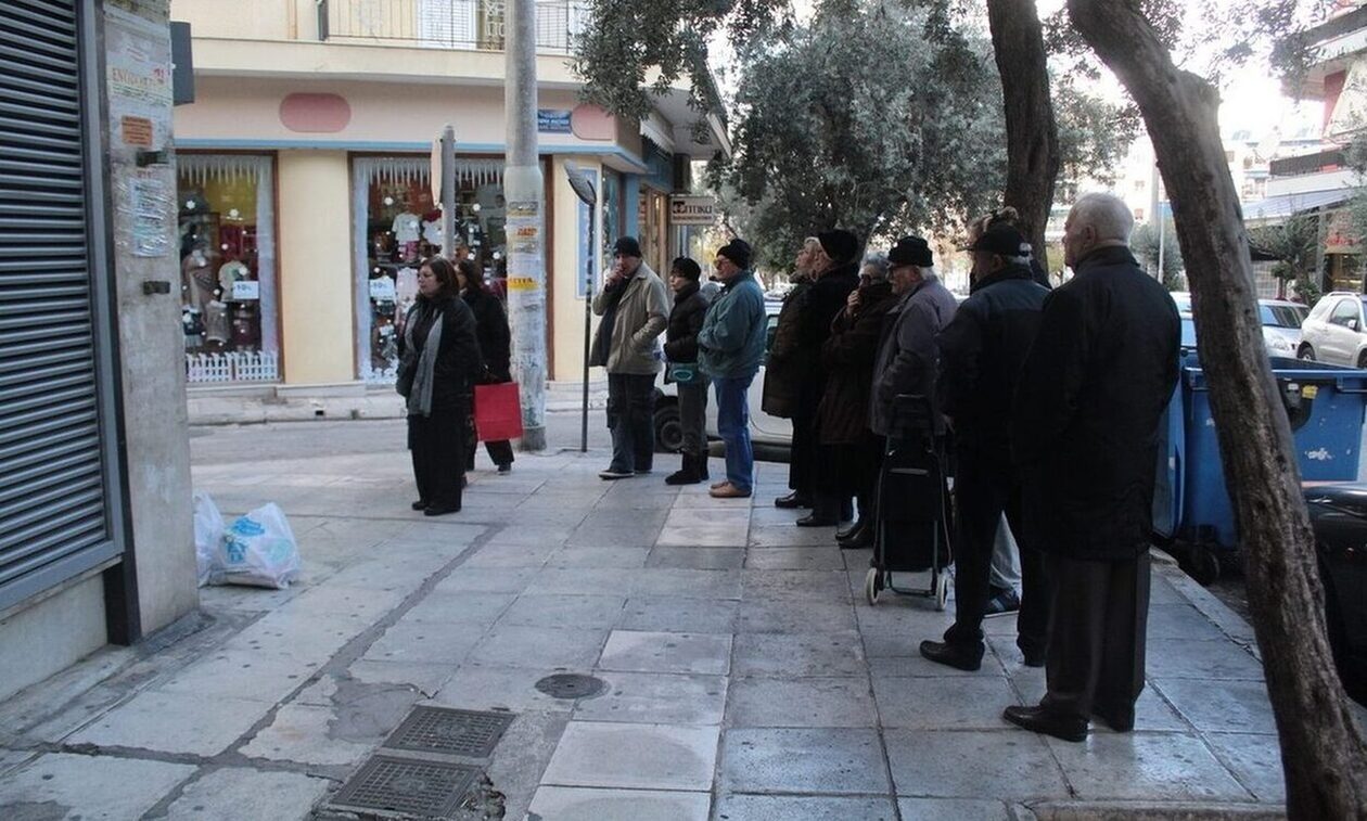 Συντάξεις: Αναδρομικά για 200.000 συνταξιούχους με μειωμένο όριο ηλικίας