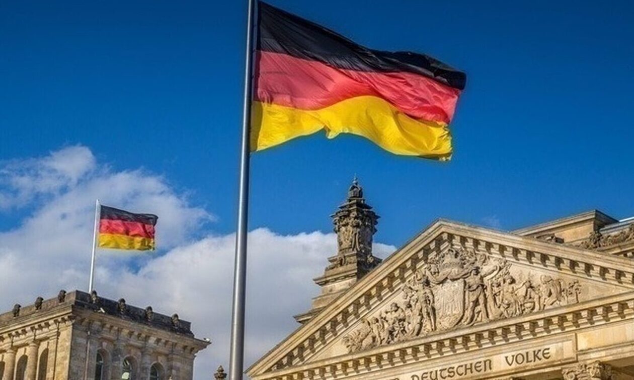 RND: Η Γερμανία που κουνούσε το δάχτυλο στους Έλληνες, σήμερα είναι ο «ασθενής της Ευρώπης»