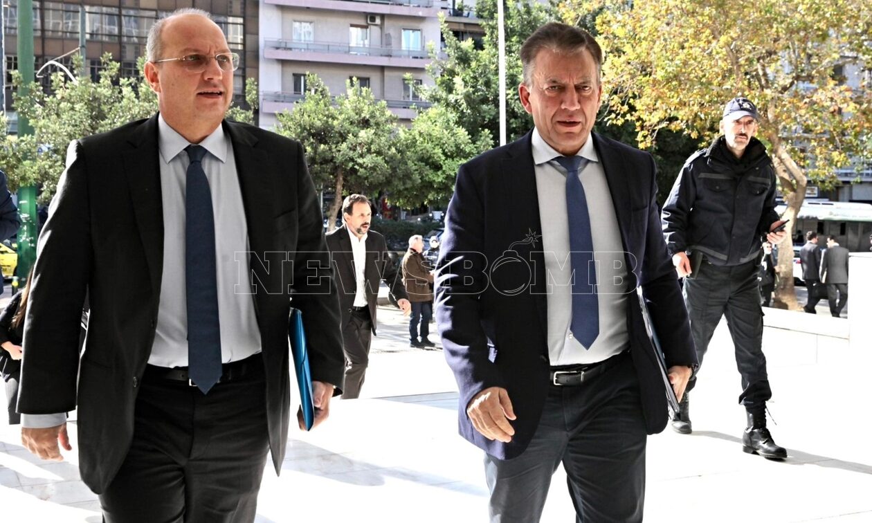 Οικονόμου – Βρούτσης από τον Άρειο Πάγο: «Σκοπός είναι να σταματήσουν οι αγέλες των χούλιγκαν»