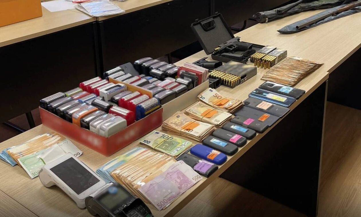 Εξαρθρώθηκε εγκληματική οργάνωση για φορολογικές απάτες – Πάνω από 15 εκατ. ευρώ η λεία της