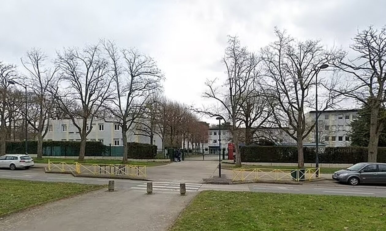 Γαλλία: 12χρονη μαθήτρια απείλησε με μαχαίρι καθηγήτρια