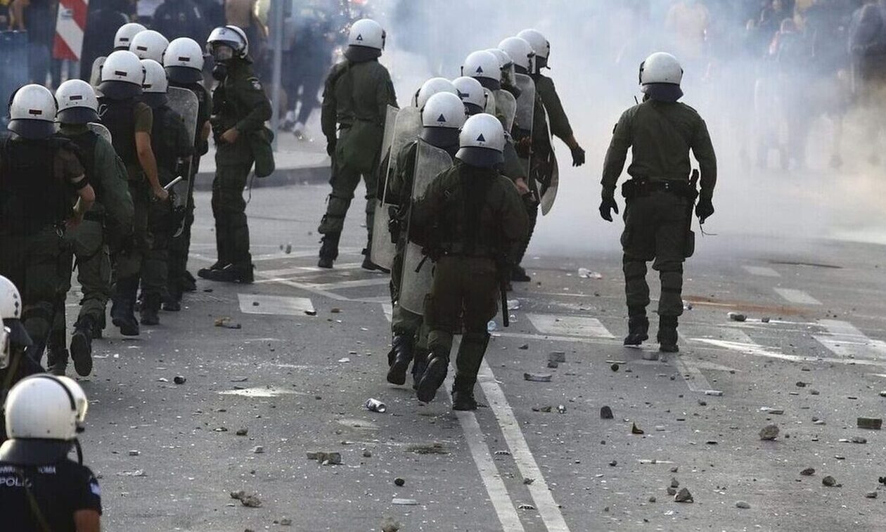 Ρέντη: «Βλέπαμε την ανάφλεξη στο πόδι του» – Μαρτυρία σοκ του διμοιρίτη του 31χρονου