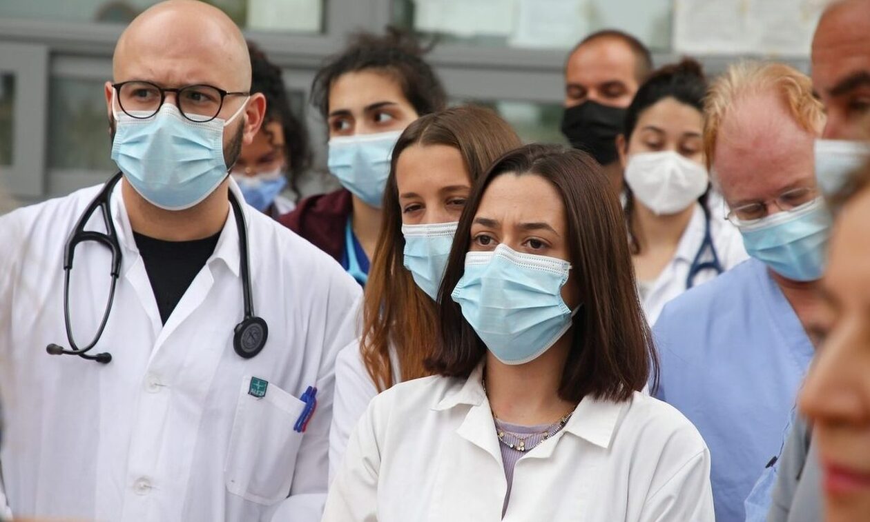 Αυξάνονται οι μισθοί των γιατρών του ΕΣΥ – Αναλυτικά παραδείγματα