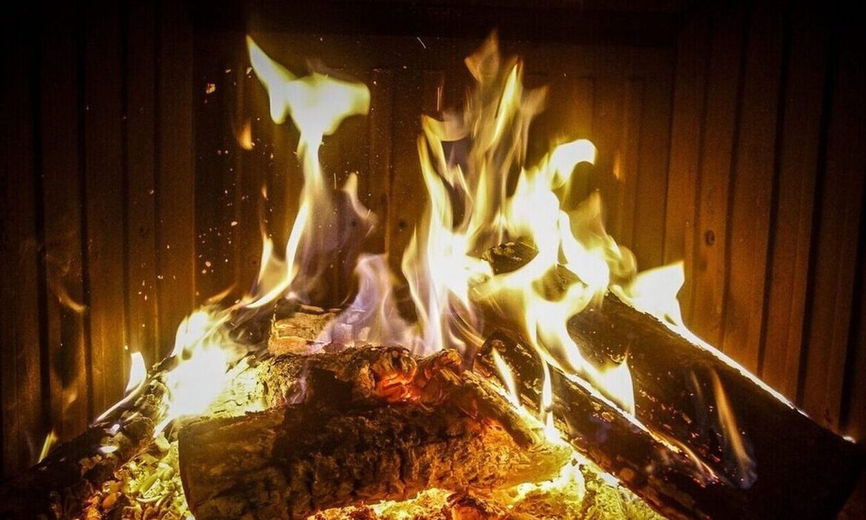 Νεκρή ηλικιωμένη στο σπίτι της στον Αλμυρο – Ξέσπασε φωτιά από το τζάκι