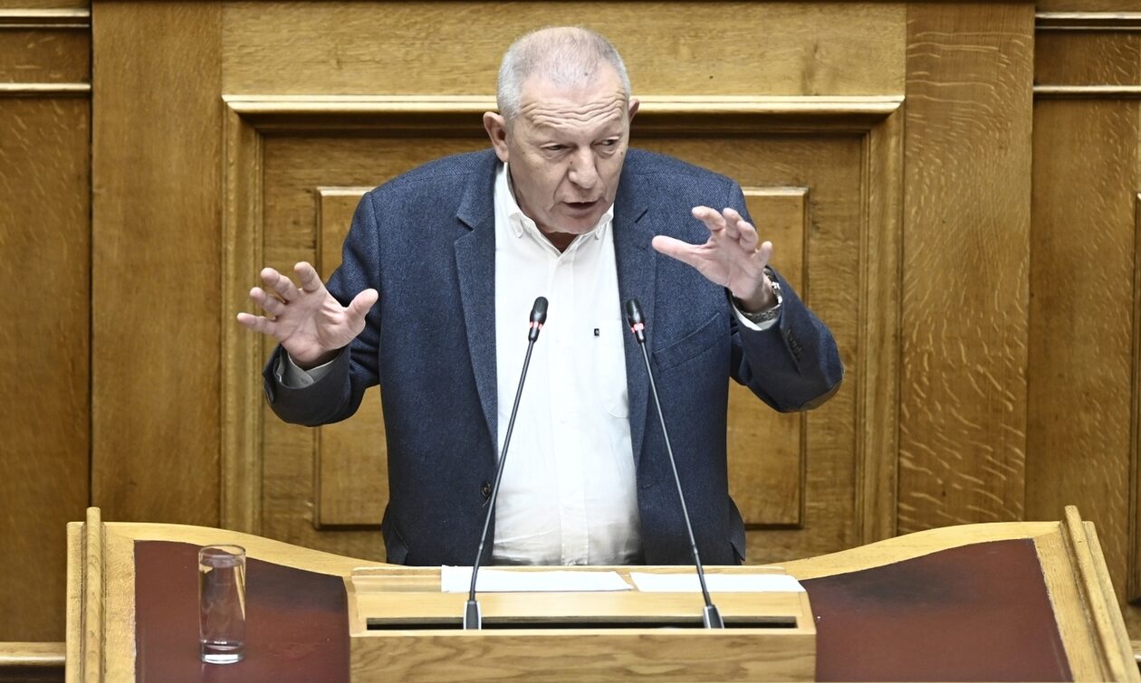 Παφίλης για προϋπολογισμό: «Γδέρνετε τον κόσμο, φέρνετε νέες φοροαπαλλαγές στο κεφάλαιο»