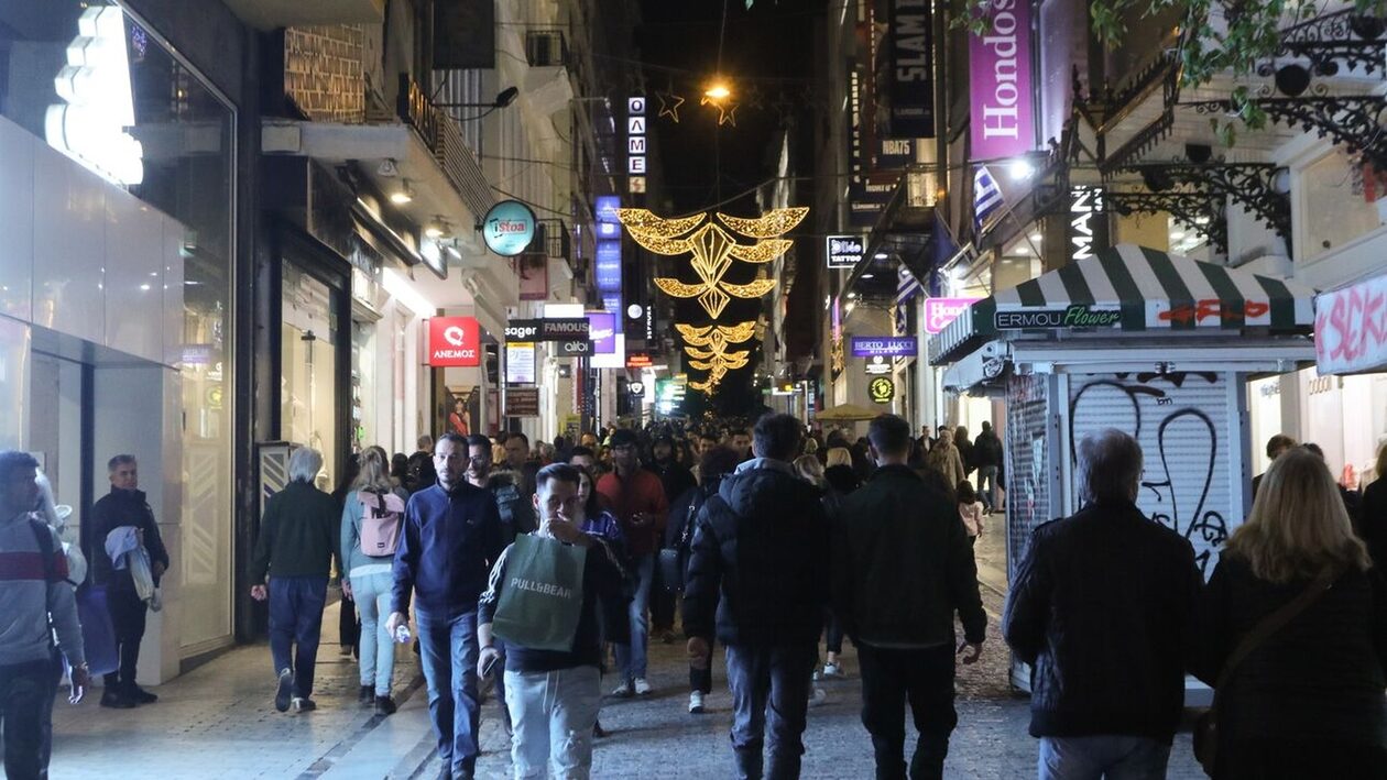 Το ωράριο των καταστημάτων για τις γιορτές – Ανοιχτά σήμερα Κυριακή