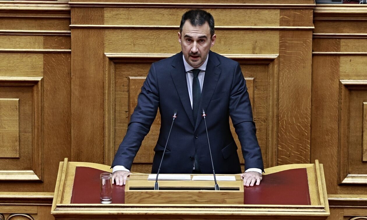 Χαρίτσης: «Ο προϋπολογισμός θα έπρεπε να απαντά στο πώς να ξεφύγουμε από την ανισότητα»