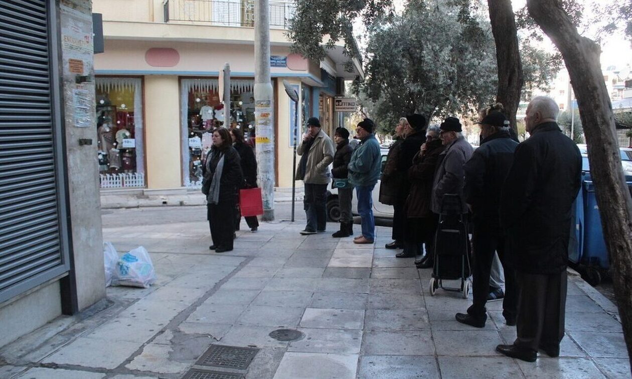 Σήμερα το επίδομα αλληλεγγύης για ευάλωτα νοικοκυριά – Πριν τα Χριστούγεννα οι συντάξεις Ιανουαρίου