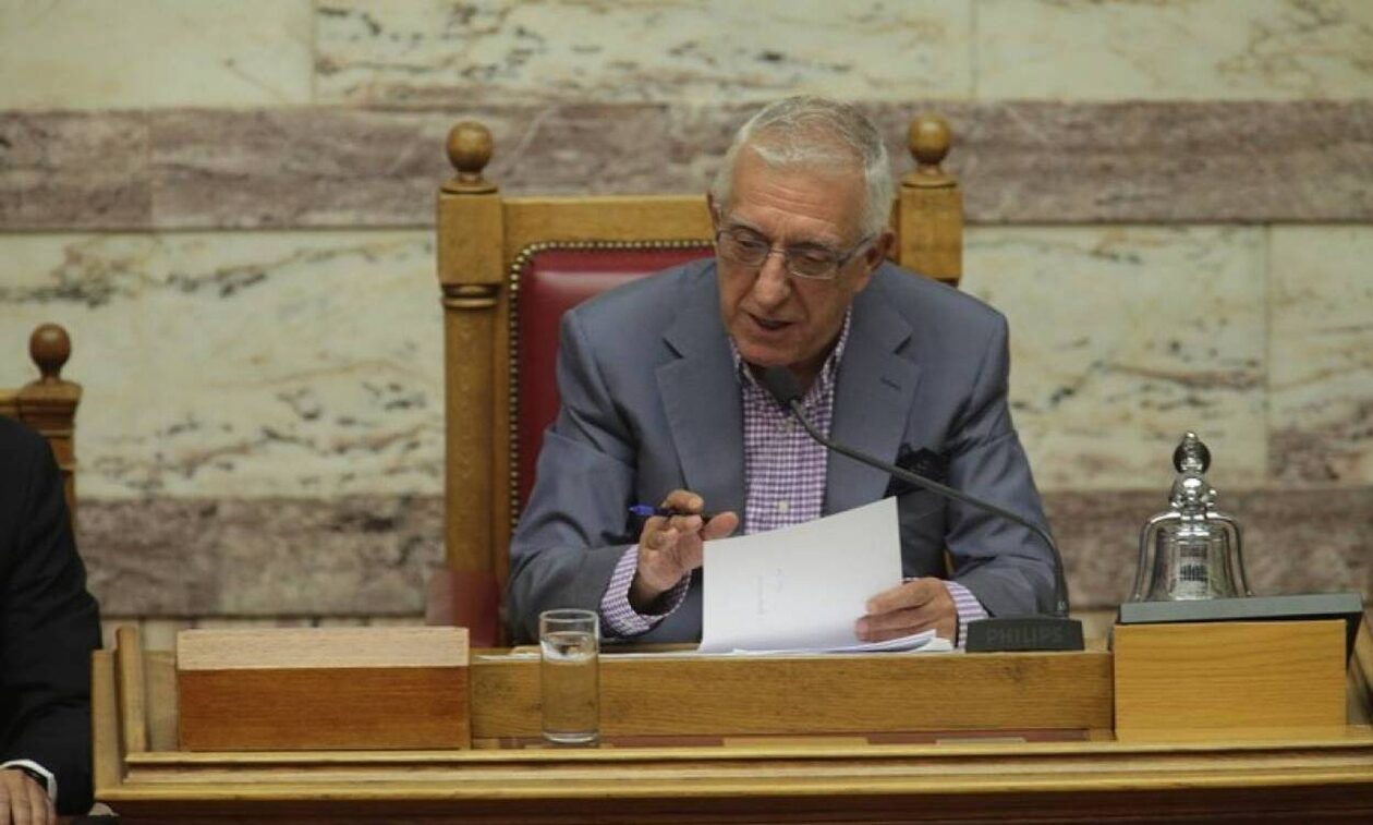 Νικήτας Κακλαμάνης: «Θα ψηφίσω την τροπολογία για τους μετανάστες – Ο χειρισμός δεν ήταν σωστός»