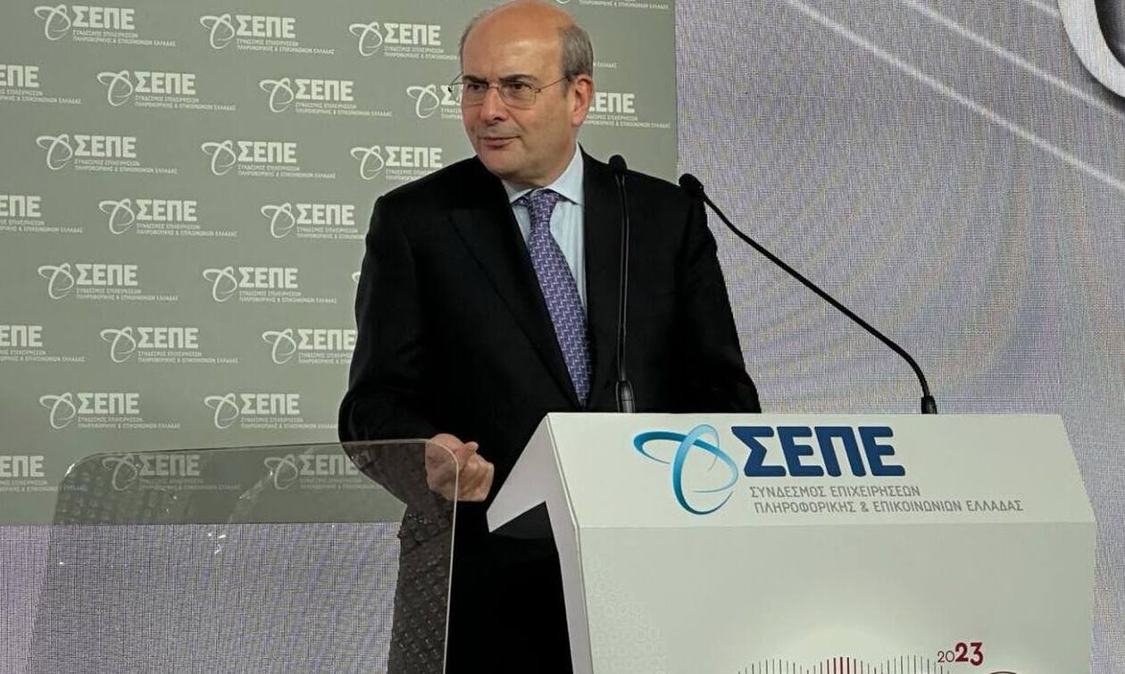 Χατζηδάκης: Ποτέ δεν δόθηκαν στη χώρα τόσα χρήματα για τον ψηφιακό μετασχηματισμό της οικονομία