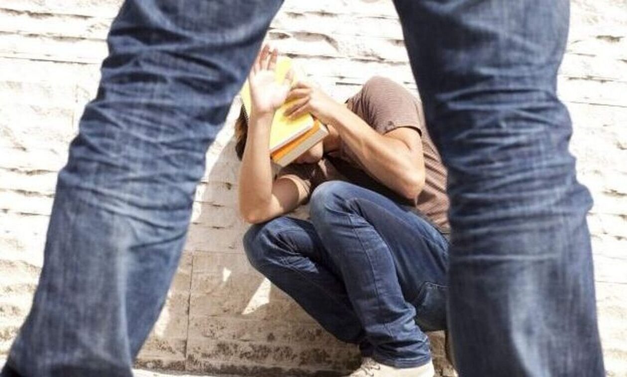 Αγία Παρασκευή: Ομάδα ανηλίκων χτύπησε, απείλησε και ζητούσε 350 ευρώ από συμμαθητή τους