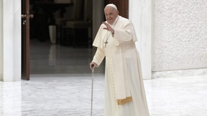1503027-pope.jpg