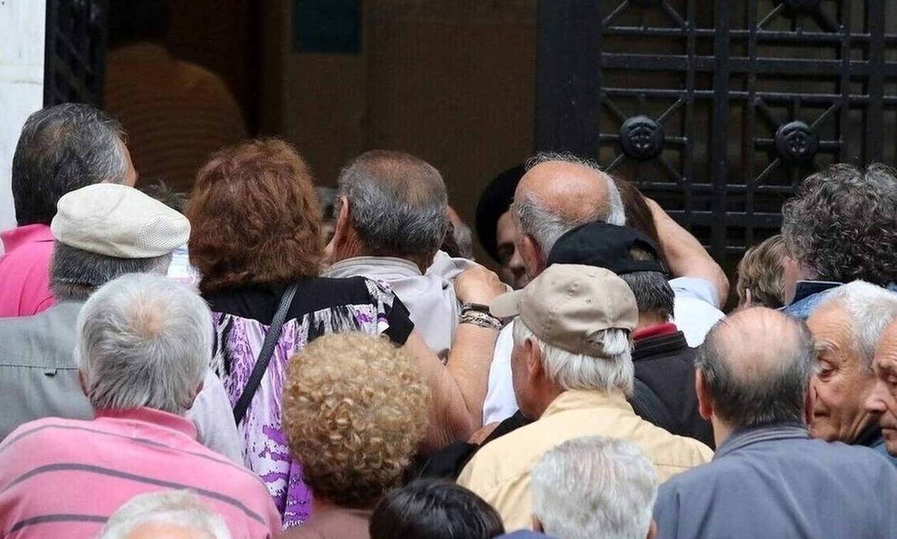 Επίδομα προσωπικής διαφοράς: Τι ώρα θα γίνει η πληρωμή στα ΑΤΜ