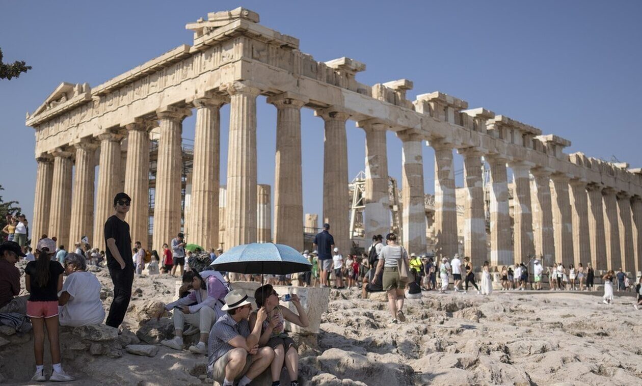 ΥΠΠΟ: Στα 30 ευρώ το εισιτήριο για την Ακρόπολη – Πόσο κοστίζουν οι υπόλοιποι αρχαιολογικοί χώροι