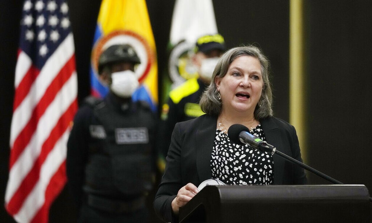 Ιράκ: Ρουκέτα εκτοξεύθηκε εναντίον βάσης των ΗΠΑ την ώρα που η Νούλαντ επισκέπτεται τη Βαγδάτη