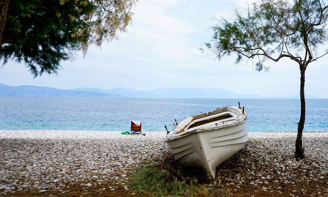 Θρήνος στην Ακράτα: Νεκρός ανασύρθηκε 37χρονος από την παραλία «Ποροβίτσα»