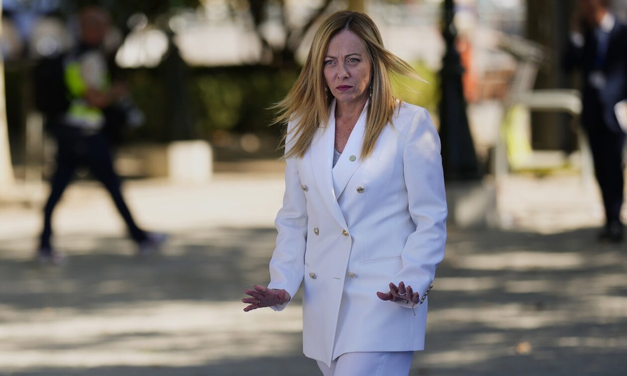 Θεματοφύλακας της χριστιανικής παράδοσης η Μελόνι – Επιβάλλει φάτνες με τη Γέννηση στα σχολεία