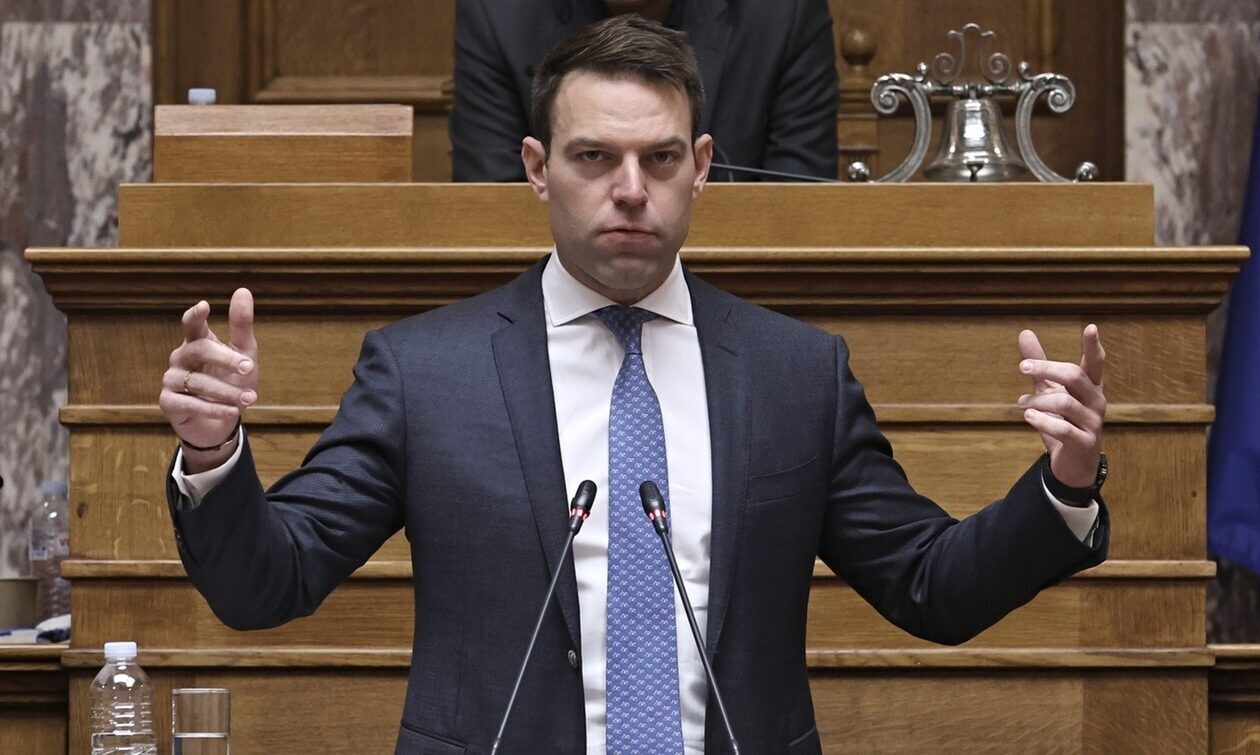 Επιμένει ο Κασσελάκης για τους 500.000 Πακιστανούς: «Πώς νιώθουν οι ψηφοφόροι της ΝΔ»;