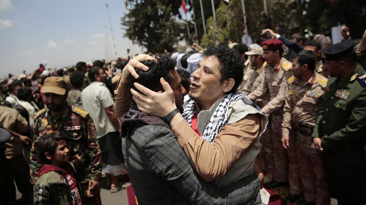Υεμένη: Χιλιάδες διαδηλώνουν κατά του συνασπισμού υπό τις ΗΠΑ στην Ερυθρά Θάλασσα