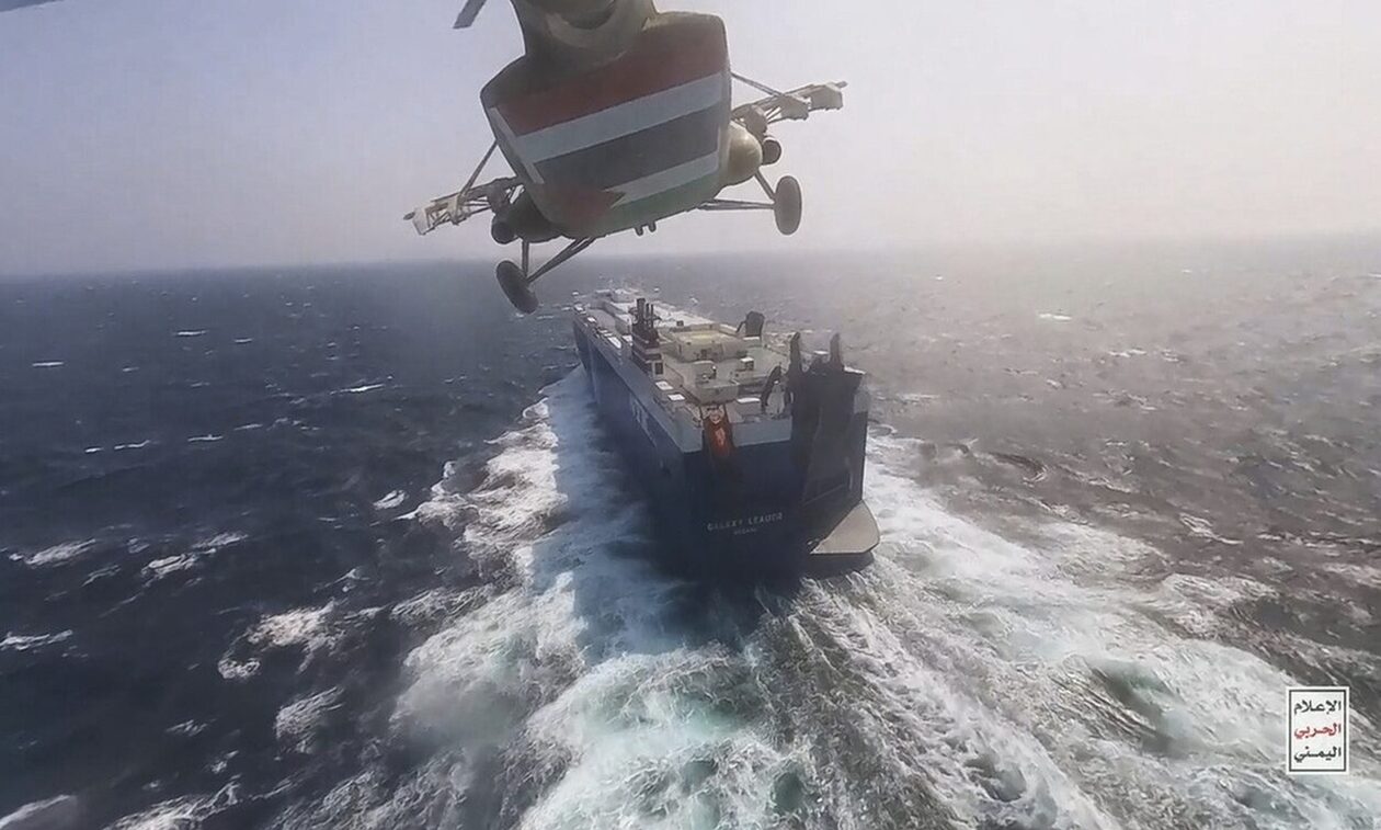 «Βραχυκύκλωμα» στο διεθνές εμπόριο από τις επιθέσεις των Χούθι σε πλοία στην Ερυθρά Θάλασσα