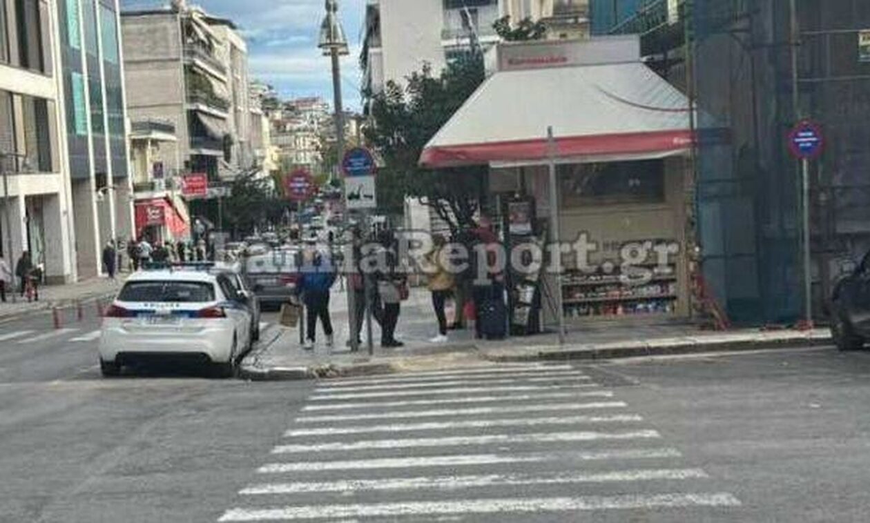 Λαμία: Απίστευτο περιστατικό – 65χρονος οδηγός… κουτούλησε δημοτικό αστυνομικό!