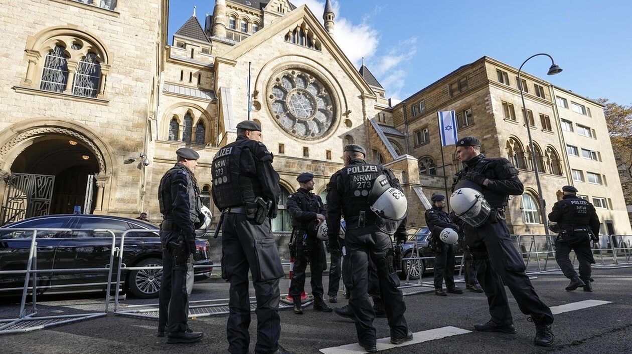 Γερμανία: Έρευνά τον καθεδρικό ναό της Κολονίας έπειτα από πληροφορίες για πιθανή επίθεση