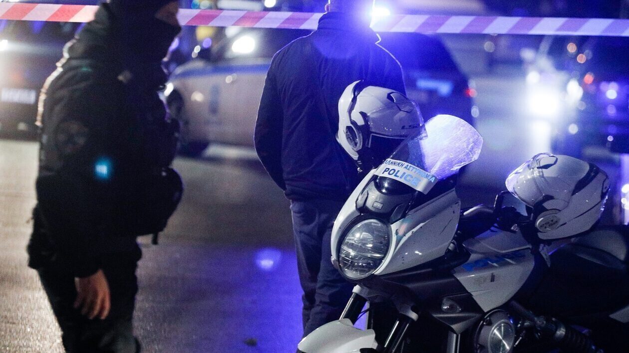 Πάτρα: Tσακώθηκαν για παραλίγο σύγκρουση και τράβηξε πιστόλι