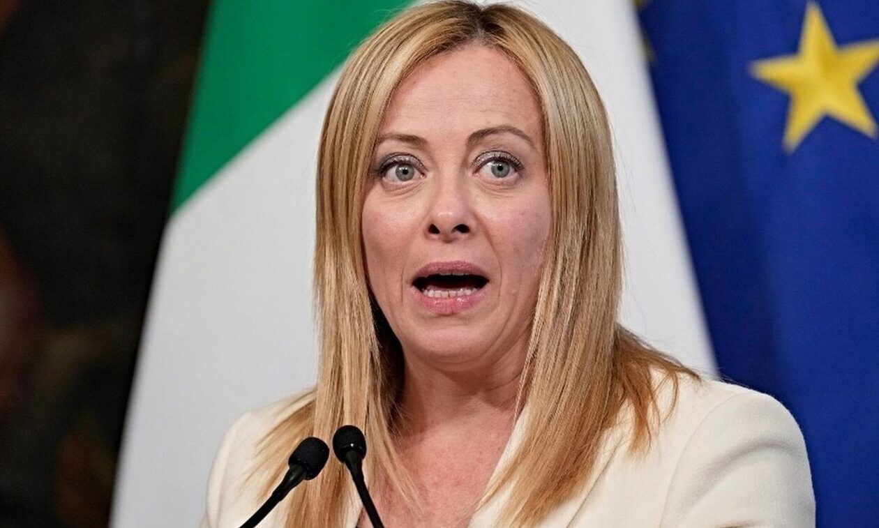 «Χριστούγεννα περηφάνιας και γαλήνης» εύχεται στους Ιταλούς η Τζόρτζια Μελόνι