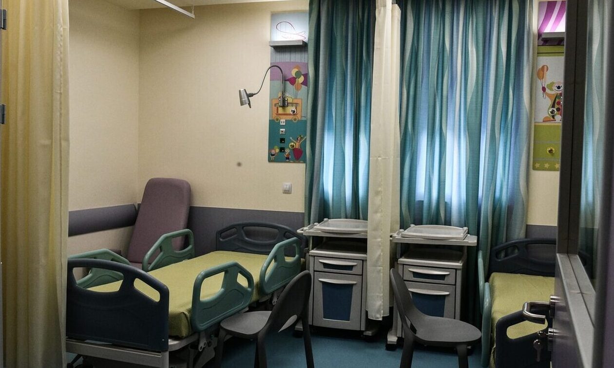 Άρτα: Τοποθετήθηκε βαλβίδα στον εγκέφαλο του 14χρονου που κατέρρευσε λέγοντας τα κάλαντα