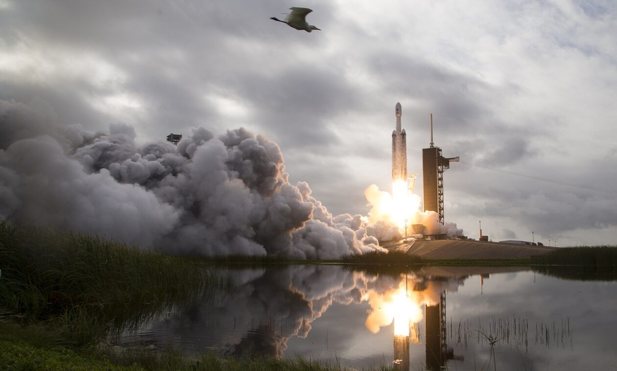 Γιατί οι επιστήμονες θέλουν να εκτοξεύσουν πυρηνικά στο διάστημα για να σώσουν την ανθρωπότητα