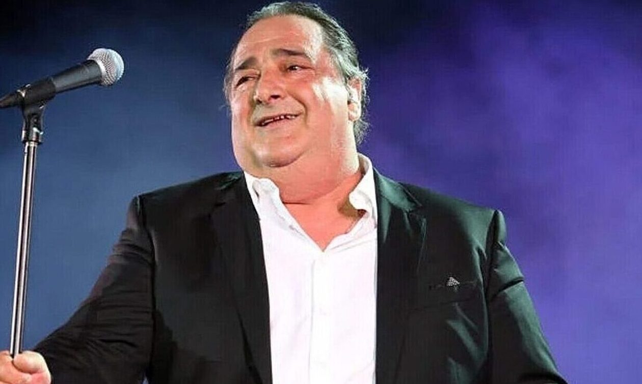 Βασσίλης Καρράς: Σε λαϊκό προσκύνημα η σορός του στη Θεσσαλονίκη, αύριο η κηδεία του στο Κοκκινοχώρι