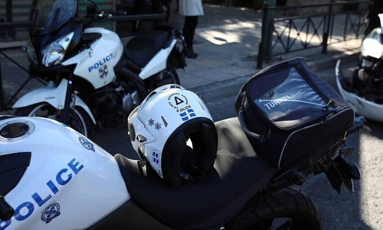 Θεσσαλονίκη: Διακινητής μεταναστών επιχείρησε να εμβολίσει μηχανή της ΔΙΑΣ για να μην συλληφθεί