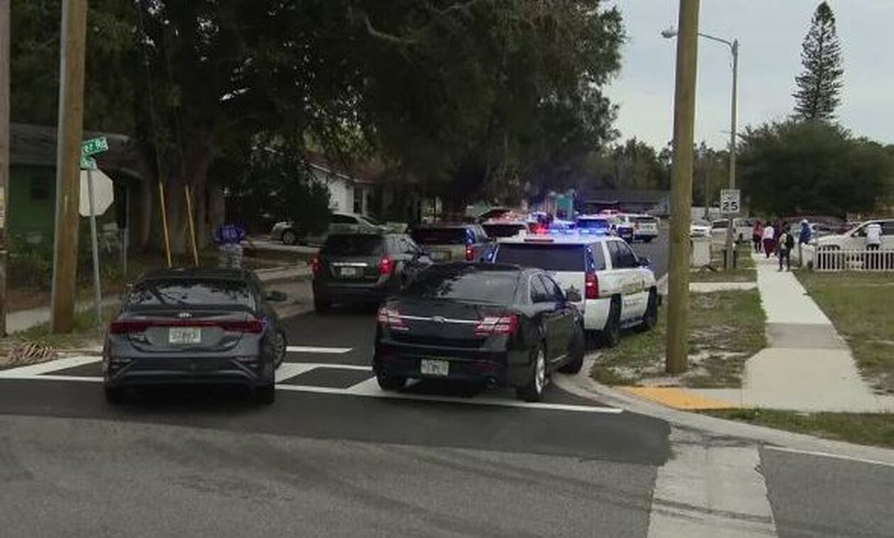 Οικογενειακή τραγωδία στη Φλόριντα: Έφηβος δολοφόνησε την αδερφή του για τα χριστουγεννιάτικα δώρα