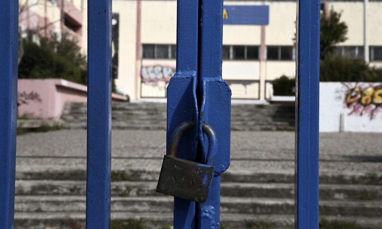 Πότε ανοίγουν τα σχολεία – Η ημερομηνία που επιστρέφουν οι μαθητές στα θρανία