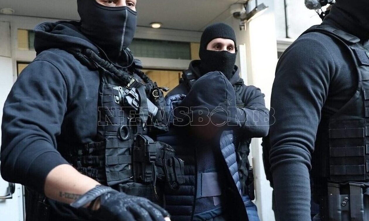 Ρέντη: «Δένει» 25  χούλιγκαν η ΕΛΑΣ – Είχε συμμετοχή και σε επεισόδια στο Βόλο ο 18χρονος