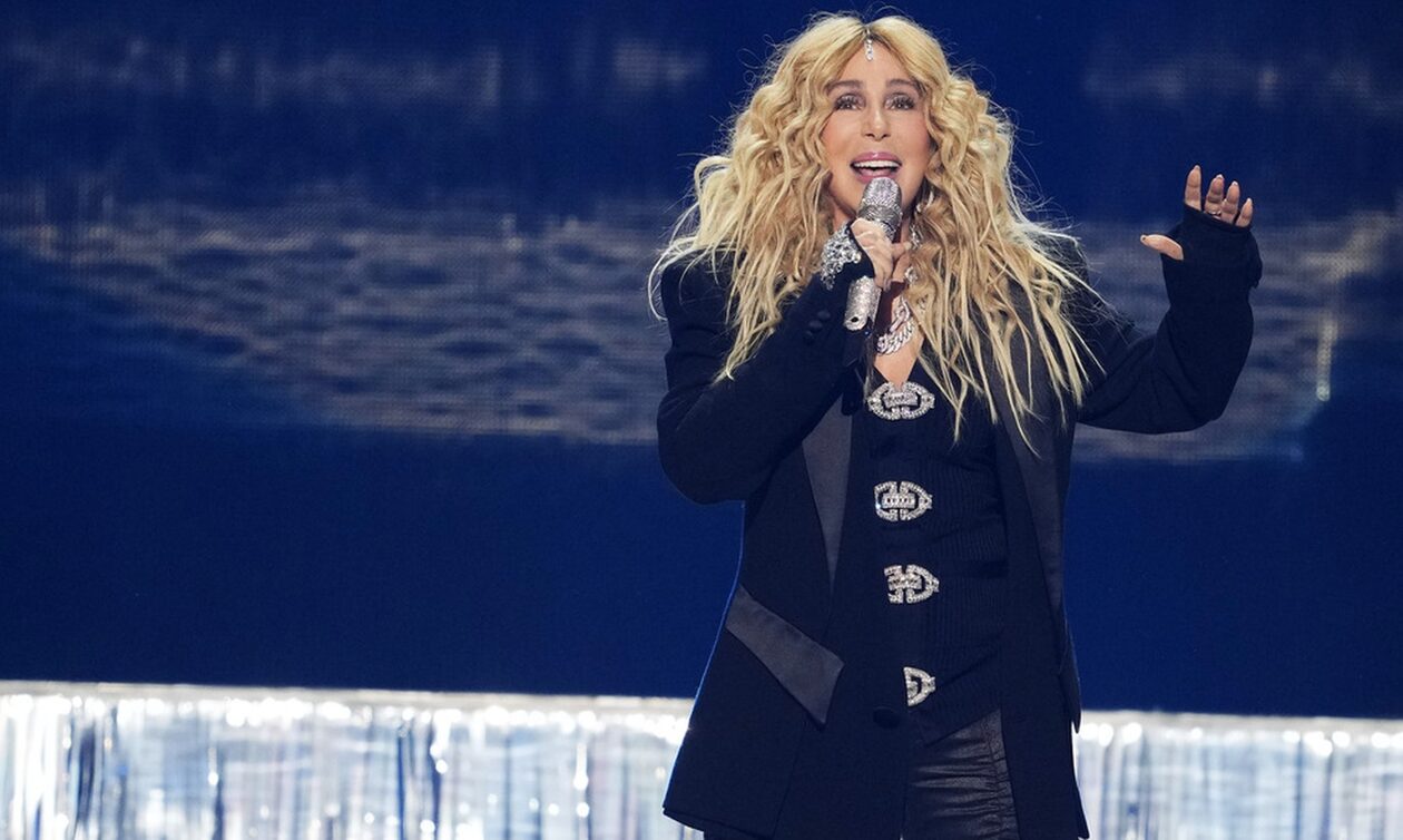 Σερ: Ζητά την επιμέλεια του 47χρονου γιου της για να τον σώσει από τα ναρκωτικά