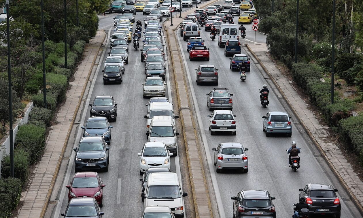 Έξοδος Πρωτοχρονιάς: Αυξημένα τα μέτρα της τροχαίας στο οδικό δίκτυο