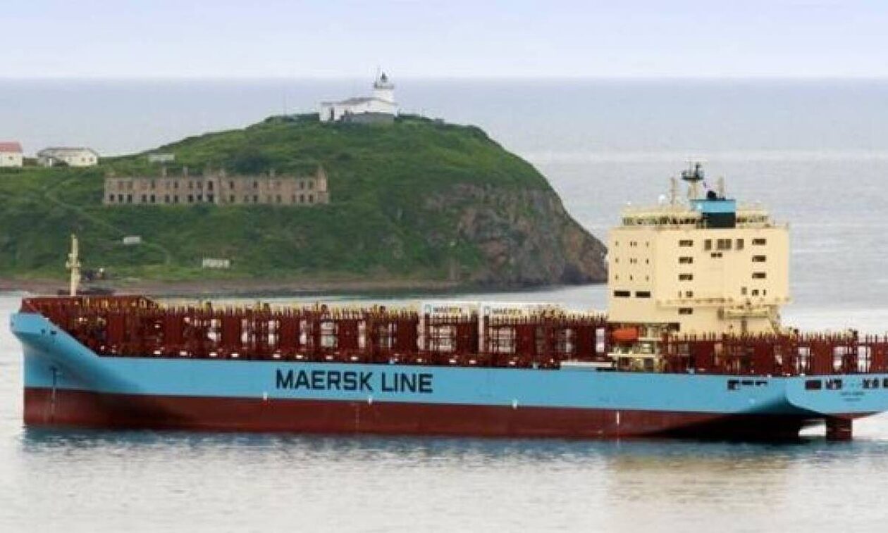 Η Maersk αναστέλλει για 48 ώρες τη διέλευση των πλοίων της από την Ερυθρά Θάλασσα