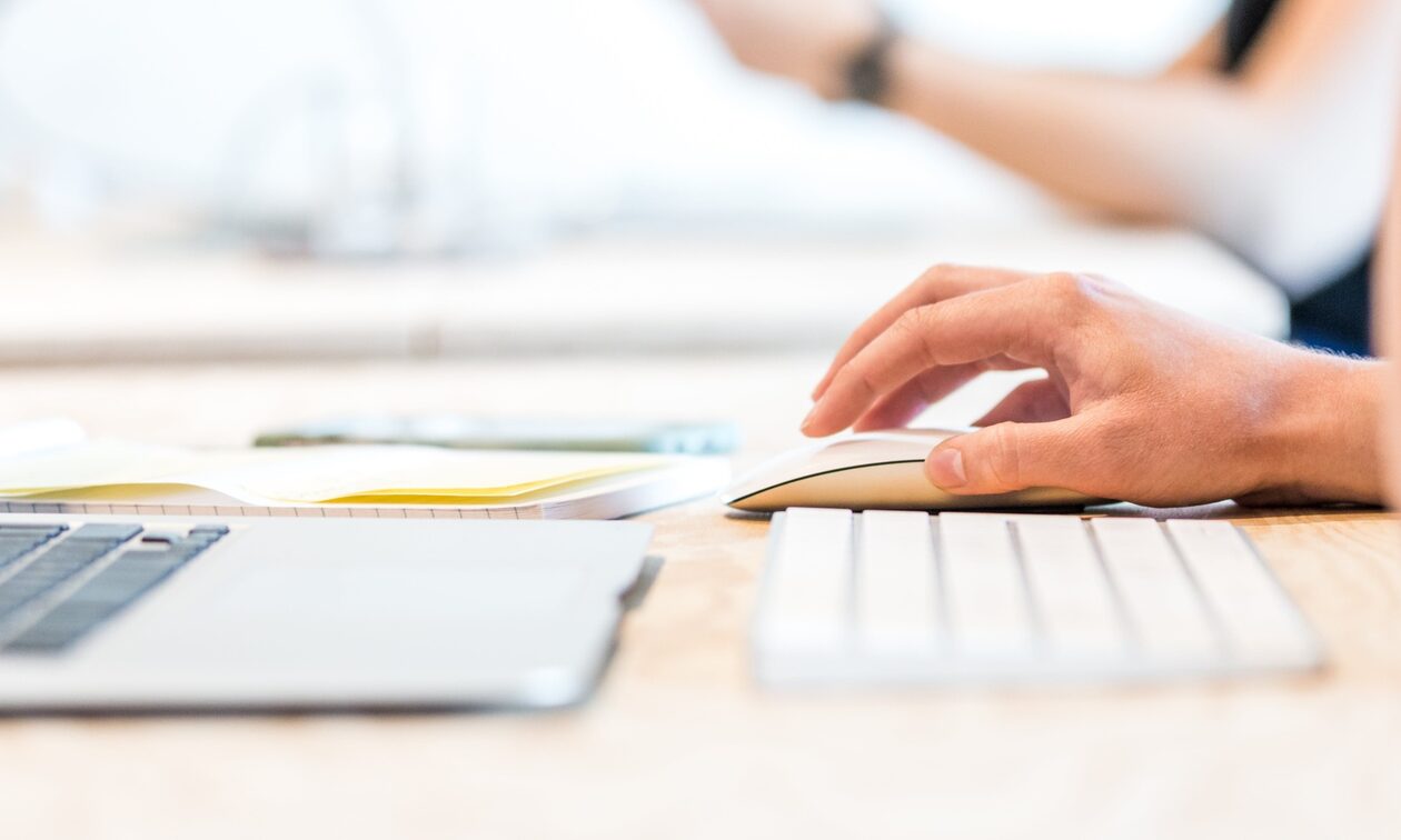 Εργασία: Πώς αμοίβονται οι Κυριακές – Τι αλλάζει από το 2024