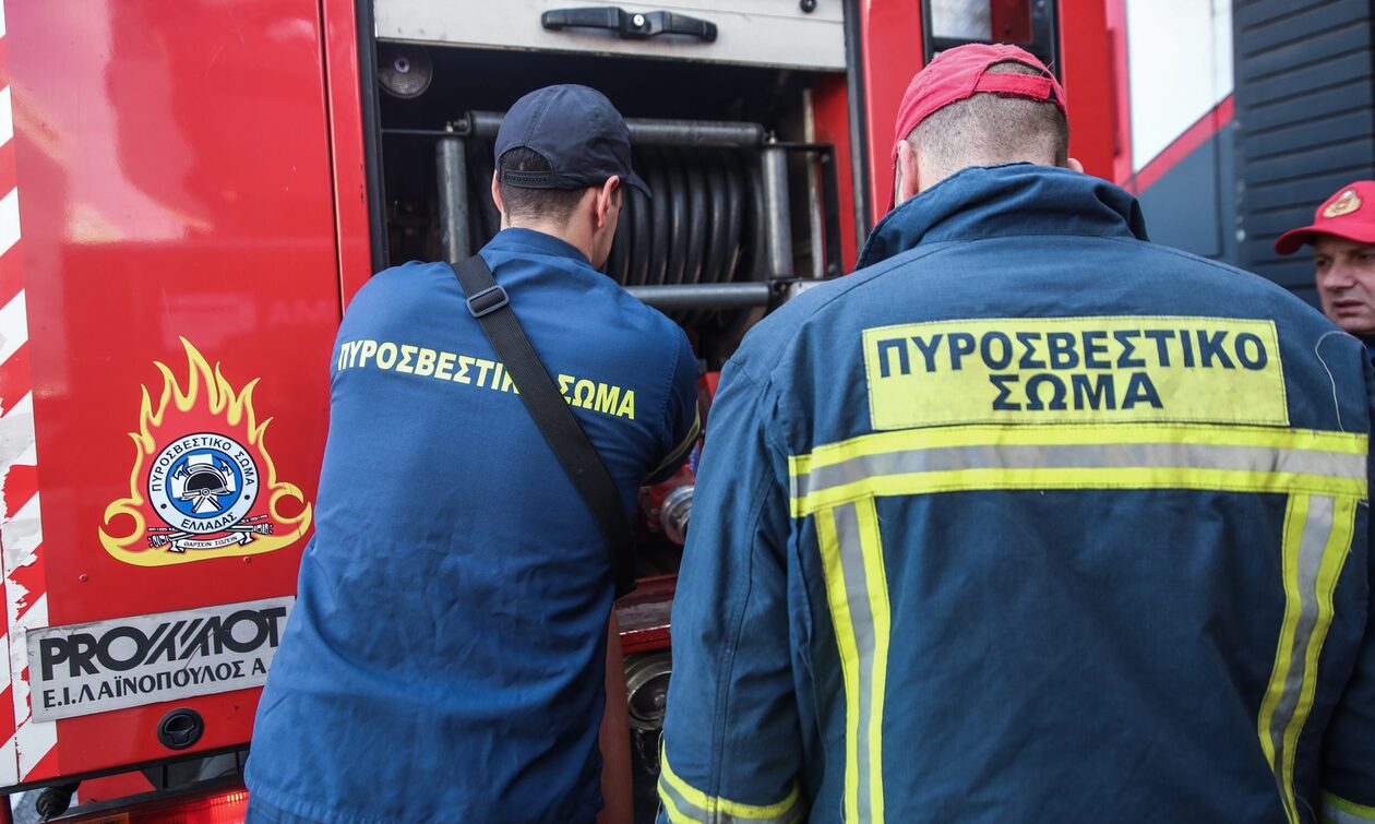 Φωτιά σε κατάστημα στον Κορυδαλλό – Επί τόπου ισχυρές πυροσβεστικές δυνάμεις
