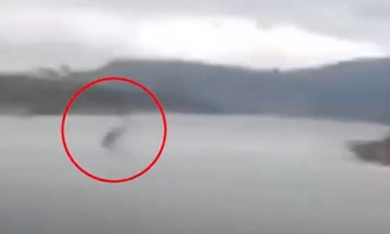 Βραζιλία: Η στιγμή της συντριβής ελικοπτέρου με τέσσερις επιβάτες σε λίμνη – Ένας έχασε τη ζωή του