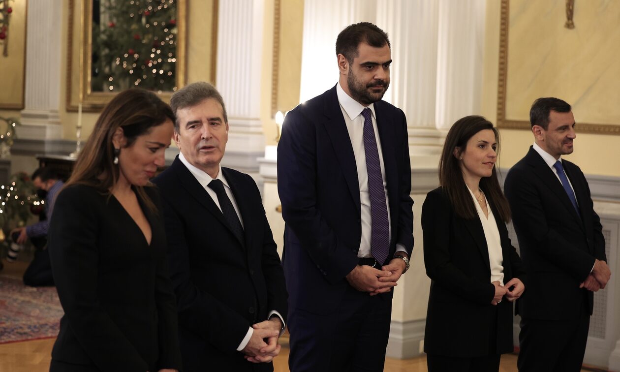Δείτε live: Η ορκωμοσία των νέων υπουργών και υφυπουργών μετά τον μίνι ανασχηματισμό