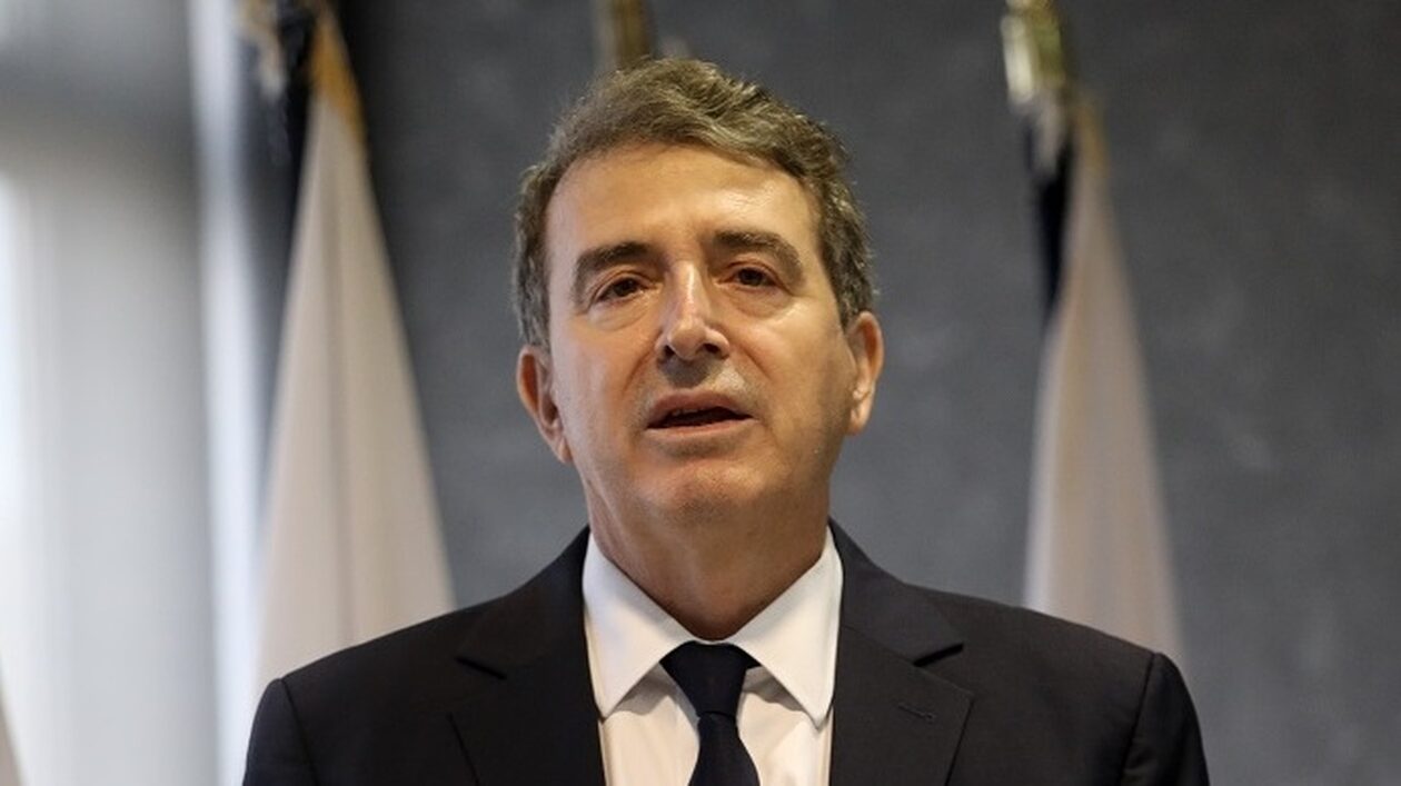 Χρυσοχοϊδης: Οι αιχμές με το «καλημέρα» και οι «γραμμές που θα τραβήξει»