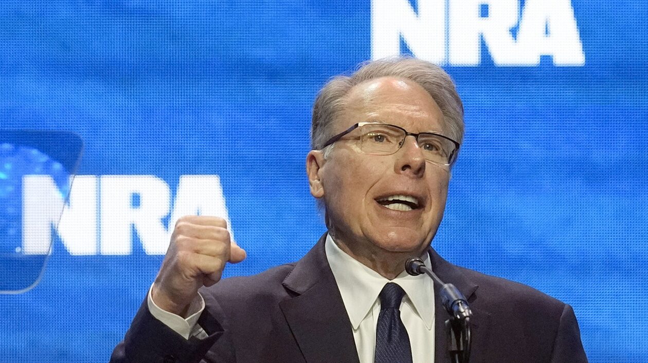 ΗΠΑ: Παραιτήθηκε ο επικεφαλής του ισχυρού λόμπι υπέρ της οπλοκατοχής