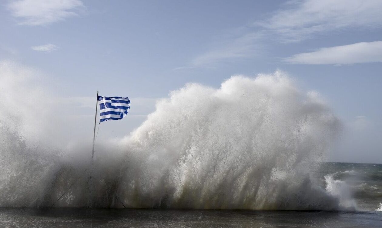 Τραγωδία στην Κυπαρισσία: Κύματα παρέσυραν 66χρονη – Νεκρή η γυναίκα