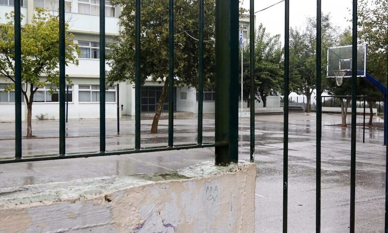 Σε ποιες περιοχές τα σχολεία θα είναι κλειστά και αύριο Τρίτη 9 Ιανουαρίου