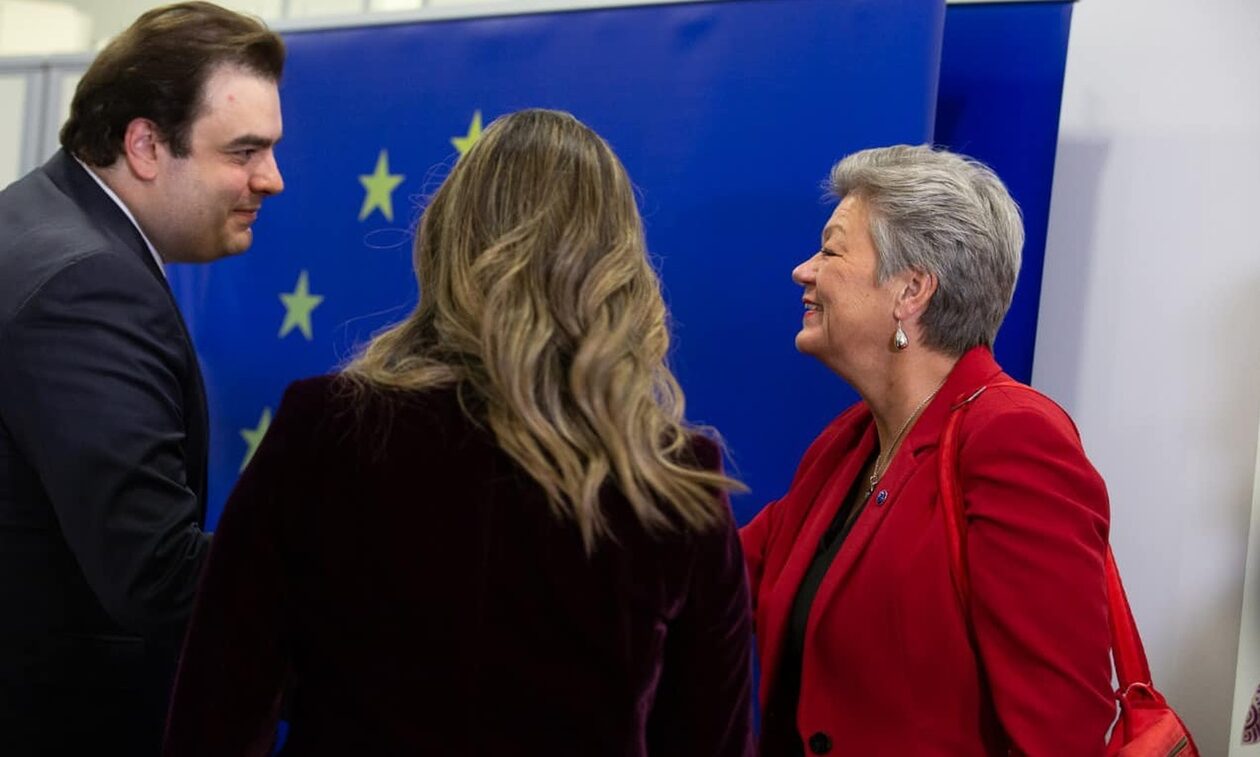 Πιερρακάκης: Βασική μέριμνα η ενσωμάτωση παιδιών από τρίτες χώρες στο εκπαιδευτικό σύστημα