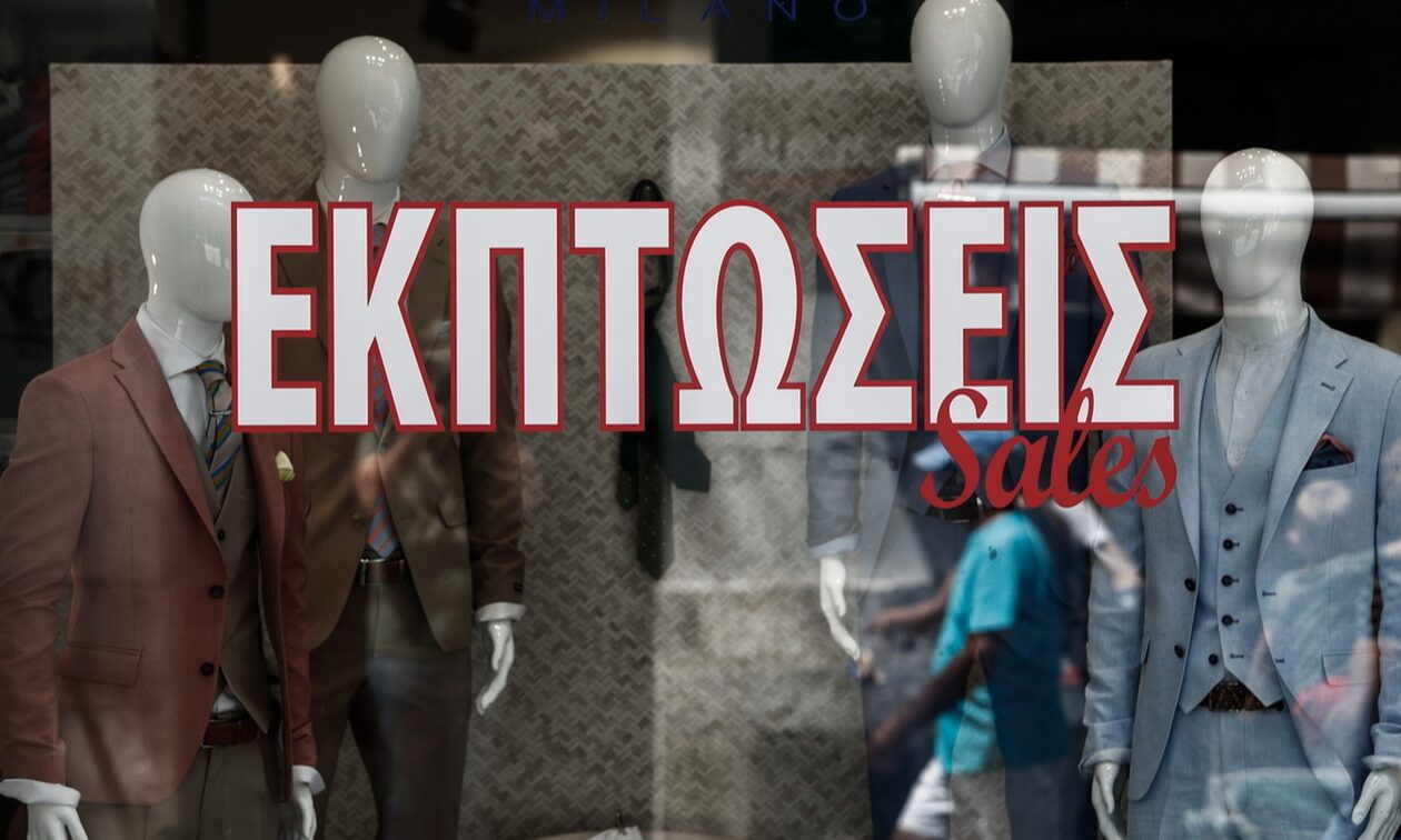 Χειμερινές εκπτώσεις 2024: Πόσο θα διαρκέσουν – Ποιες Κυριακές θα είναι ανοικτά τα καταστήματα