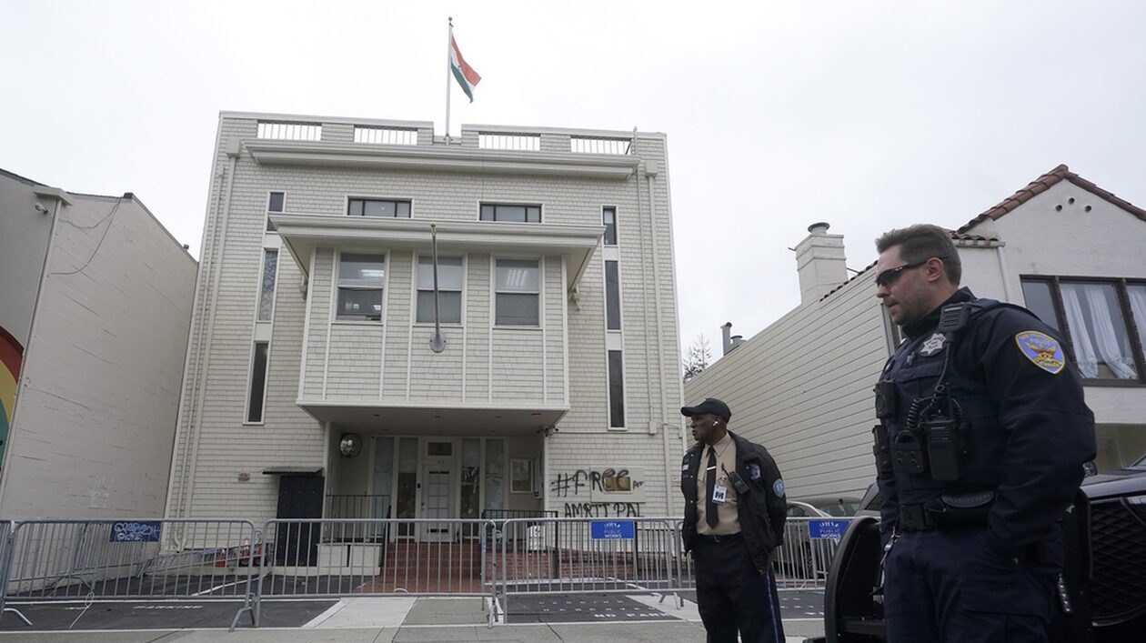 Ινδία: Διευθύντρια εταιρείας Τεχνητής Νοημοσύνης συνελήφθη με το παιδί της νεκρό σε βαλίτσα